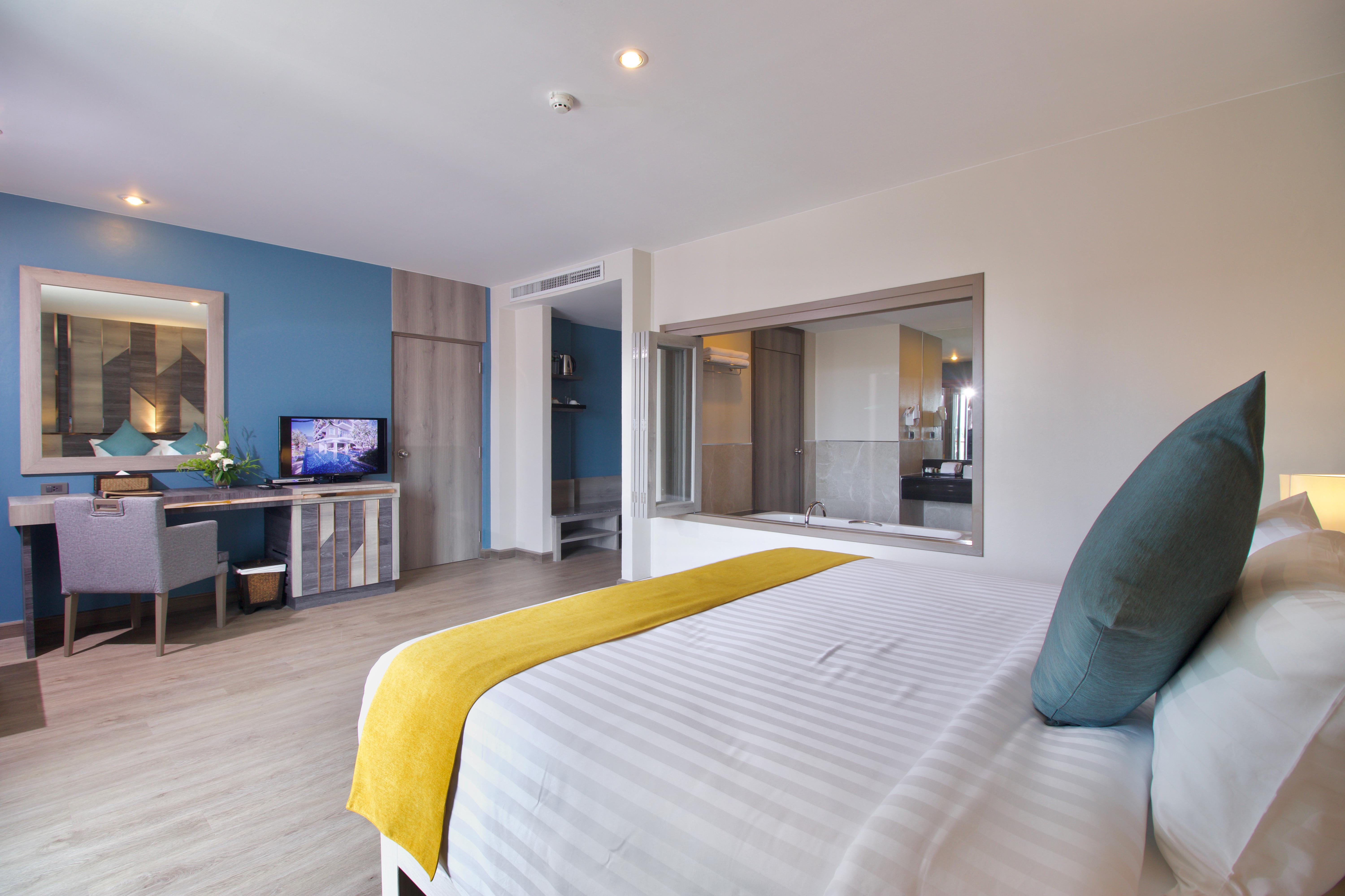 Andakira Hotel - Sha Extra Plus Patong Exterior photo