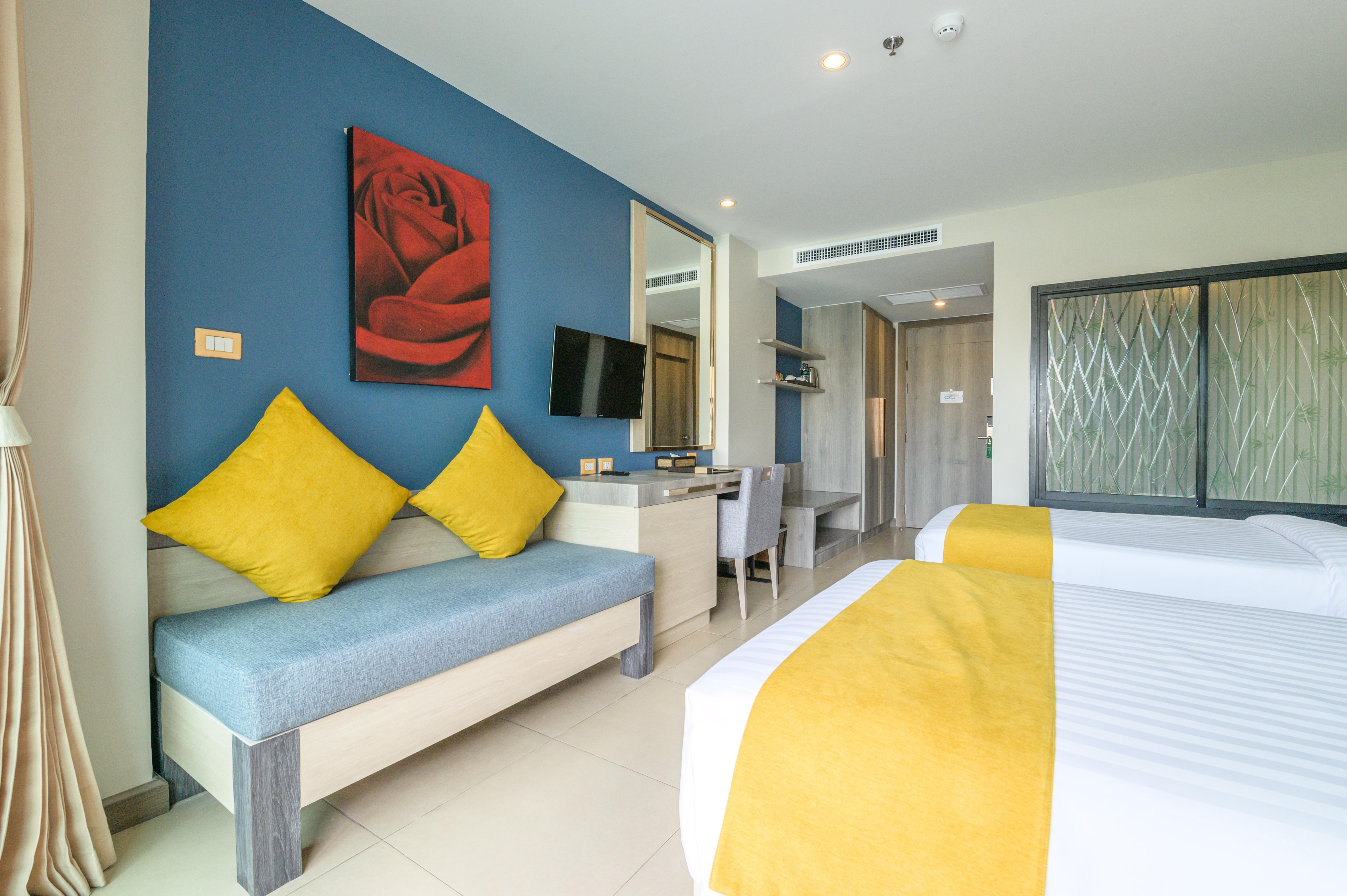 Andakira Hotel - Sha Extra Plus Patong Exterior photo