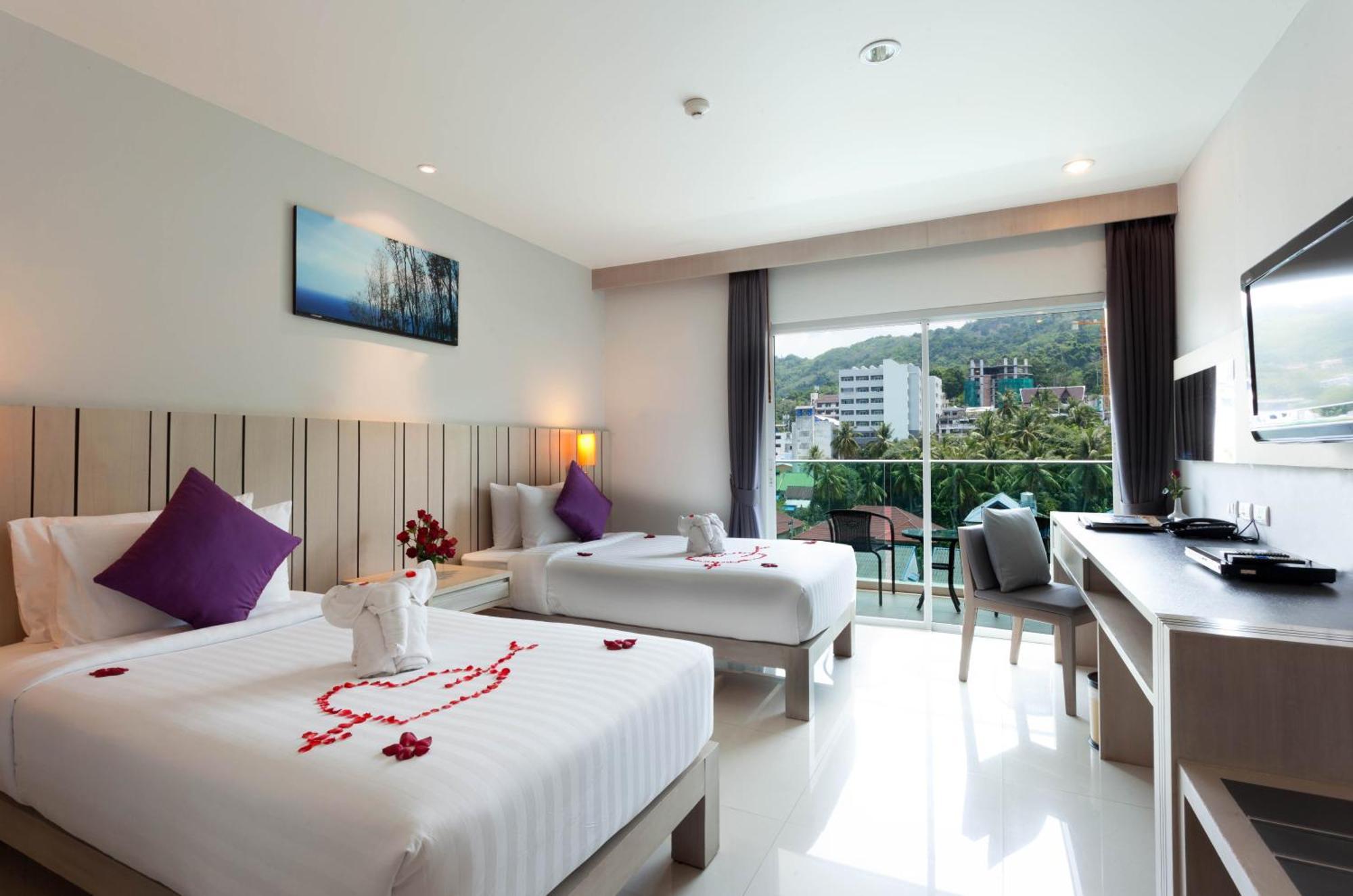 Andakira Hotel - Sha Extra Plus Patong Exterior photo